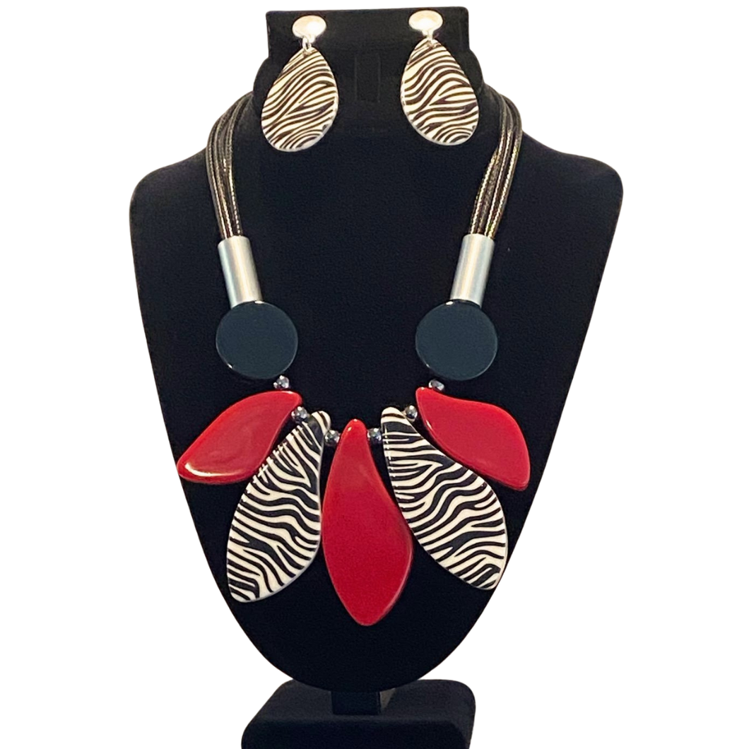 Red & Black Zebra Print Necklace Set